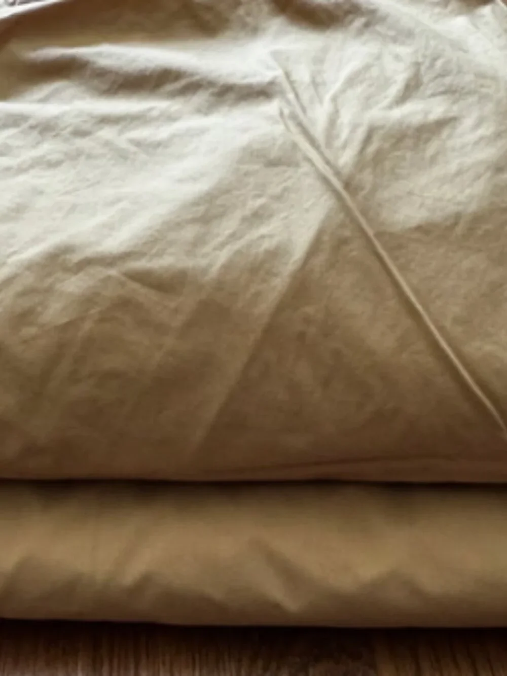 Brooklinen Caramel/Tan Full/Queen Duvet Cover with Queen Fitted Sheet